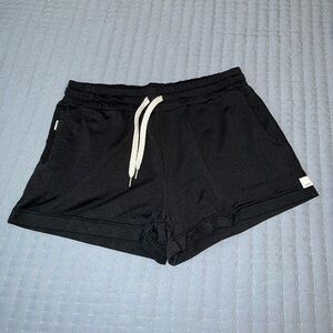Vuori Halo Lounge Performance Short